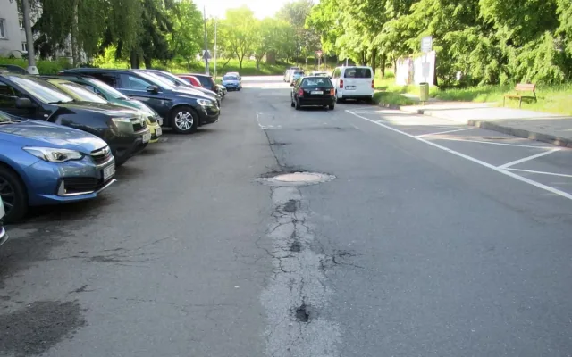 Zpomalovací křižovatky i 20 nových stání. V Olomouci začne proměna Stupkovy ulice