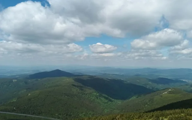 TIP NA VÝLET: Králický Sněžník dá zabrat, okouzlí i pobaví. Pramen Moravy ve vedrech osvěží