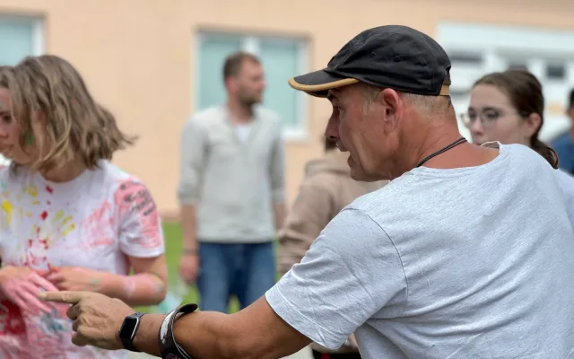 FOTOGALERIE: Zastávka v Holici má novou výzdobu