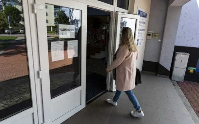 FOTOGALERIE: Lidé na Hané vyrazili k volbám