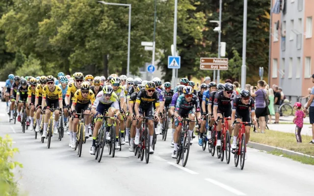FOTOGALERIE: První etapa Czech Tour 2023 přilákala spoustu fanoušků