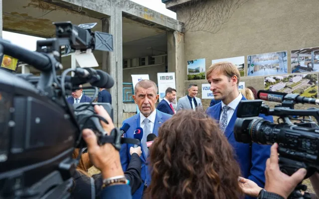 Výstavbu urgentního příjmu v Thomayerově nemocnici zahájil premiér Babiš