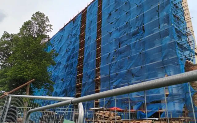 Prostějov chce na opravu Plumlovského zámku poslat další milion korun