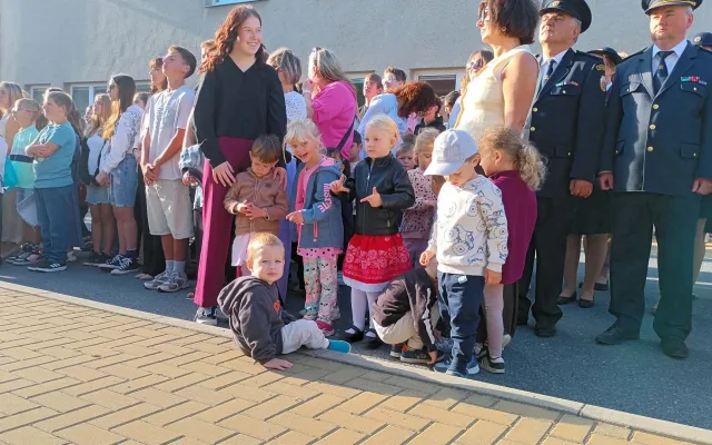 FOTOGALERIE: Nebojte se neúspěchů, řekl dnes prezident prvňáčkům v Brodku u Konice