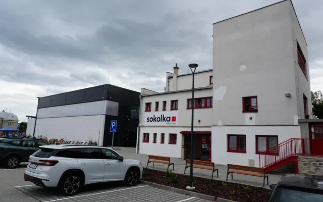 Litovel otevřela novou sportovní halu. Využijí ji školy, kluby i veřejnost