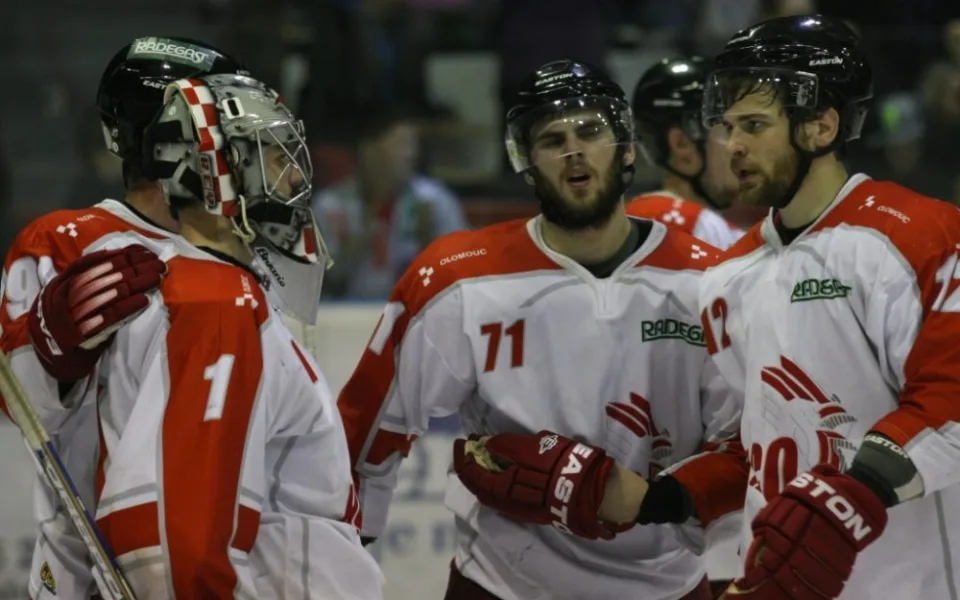 Domácí hokejisté se v pátek opravdu nadřeli. Foto: HC Olomouc/ Hana Vítková