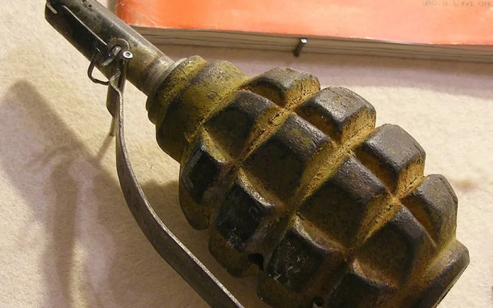 669px-F1_grenade_Soviet_RCR_Museum