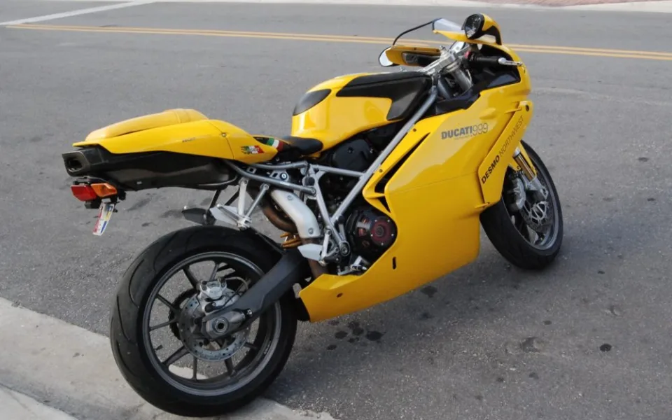 Ducati 999, ilustrační foto