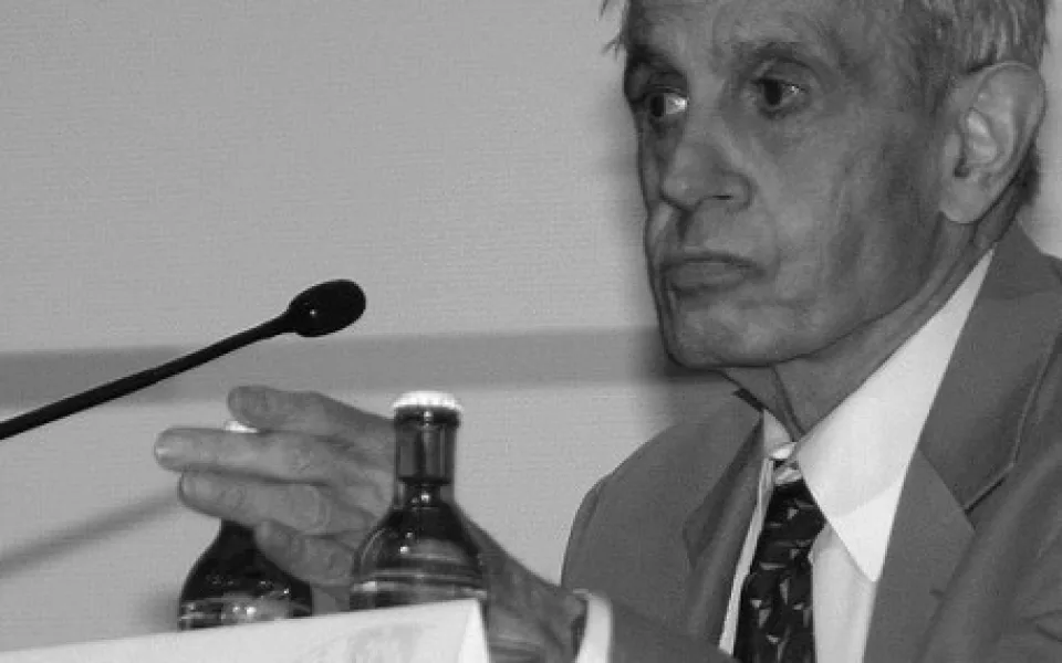 Čistá duše vyhasla při autonehodě v taxíku. Zemřel známý ekonom John Nash