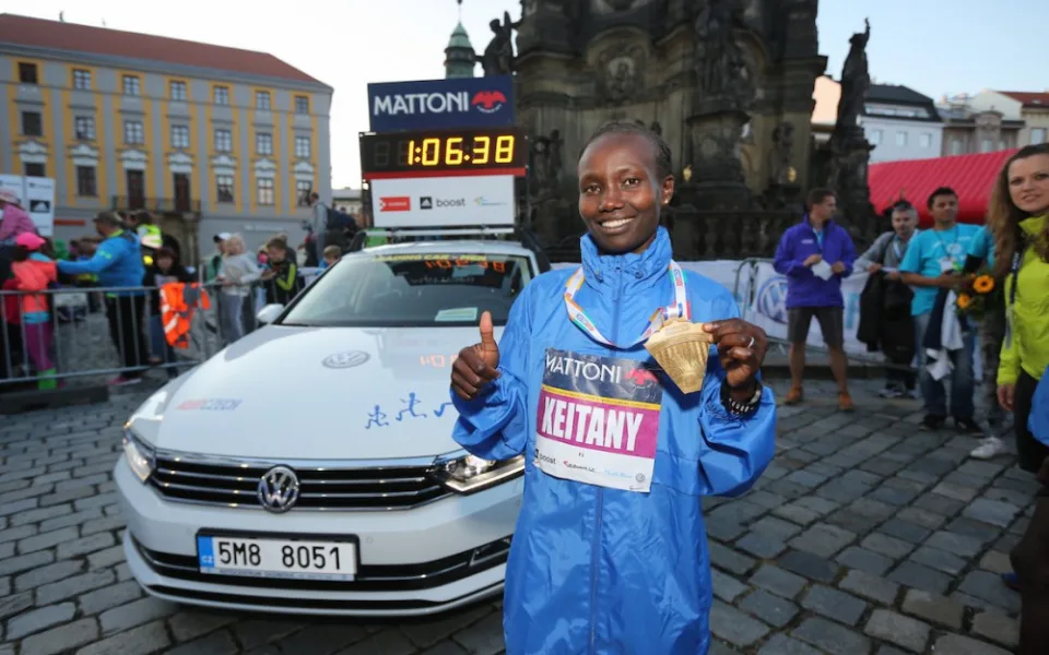 Olomoucký půlmaraton překvapivě vyhrál Kiptis, Mary Keitany dokončila ve čtvrtém nejrychlejším čase roku