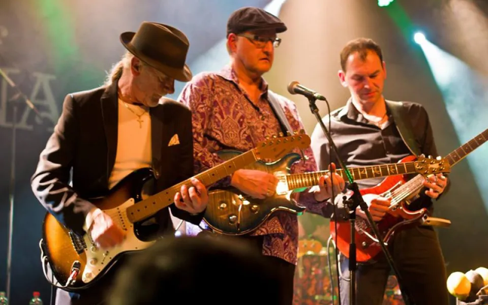 The Magic of Santana přenese diváky na koncert slavného Carlose Santany