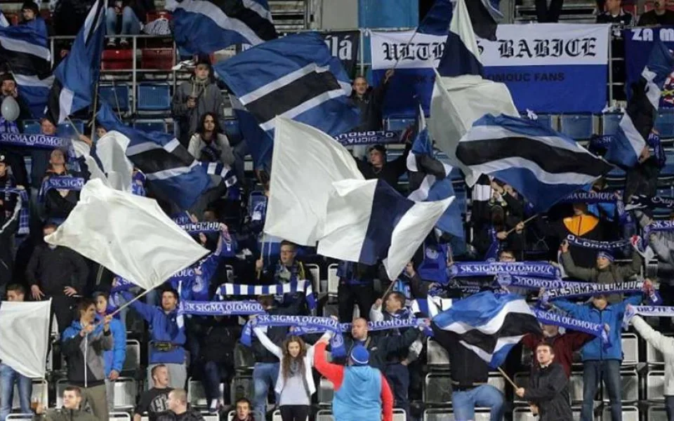 Nový trenér Jílek dovedl Sigmu ke třem bodům, Olomouc porazila Slavii 2:0