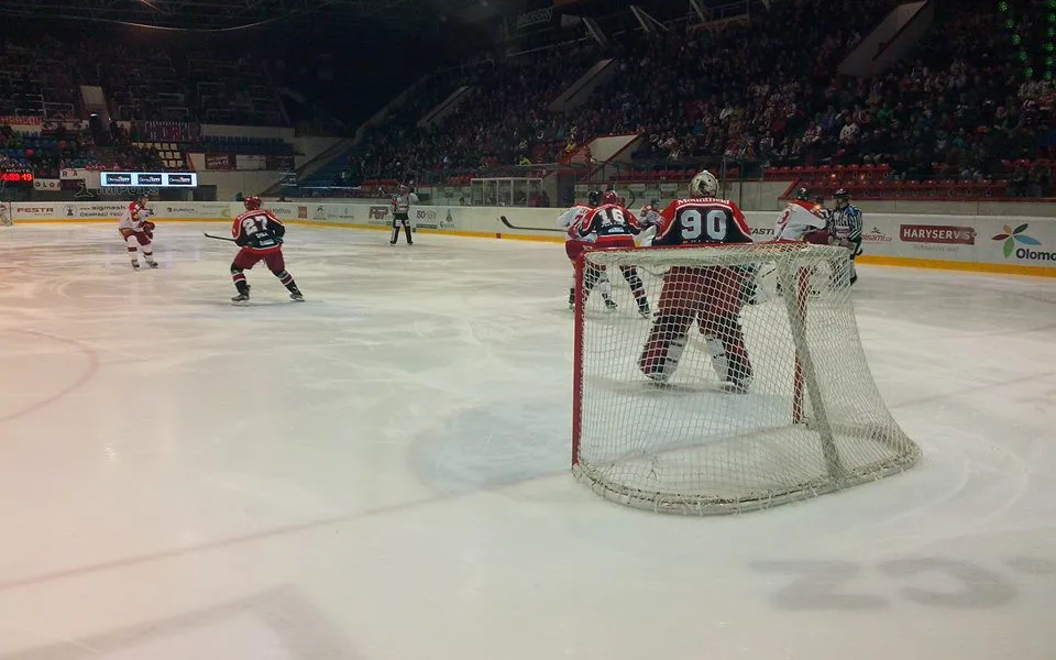 Report a ohlasy: Mora ani napotřetí v sezóně Hradec neporazila