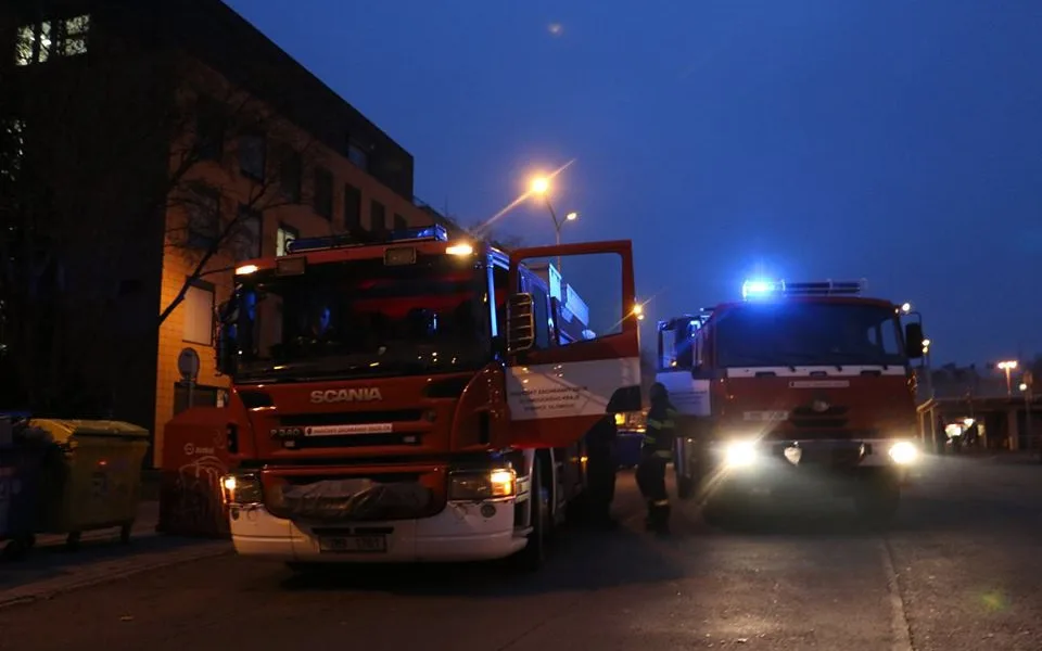 V souvislosti s bouřkou vyjížděli hasiči k deseti událostem