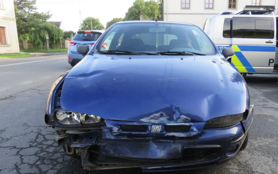 Auto mladíka