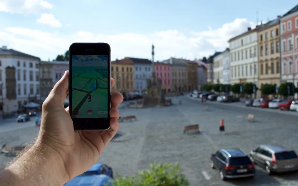Pozor na to, kam šlapete, olomoucké ulice jsou plné Pokémonů