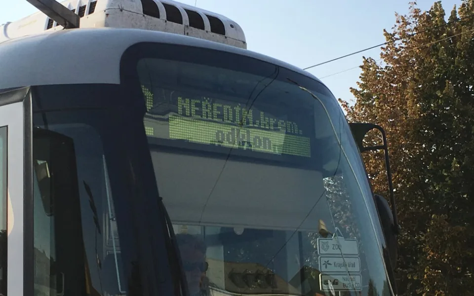 Tramvaj č. 2 na Tržnici