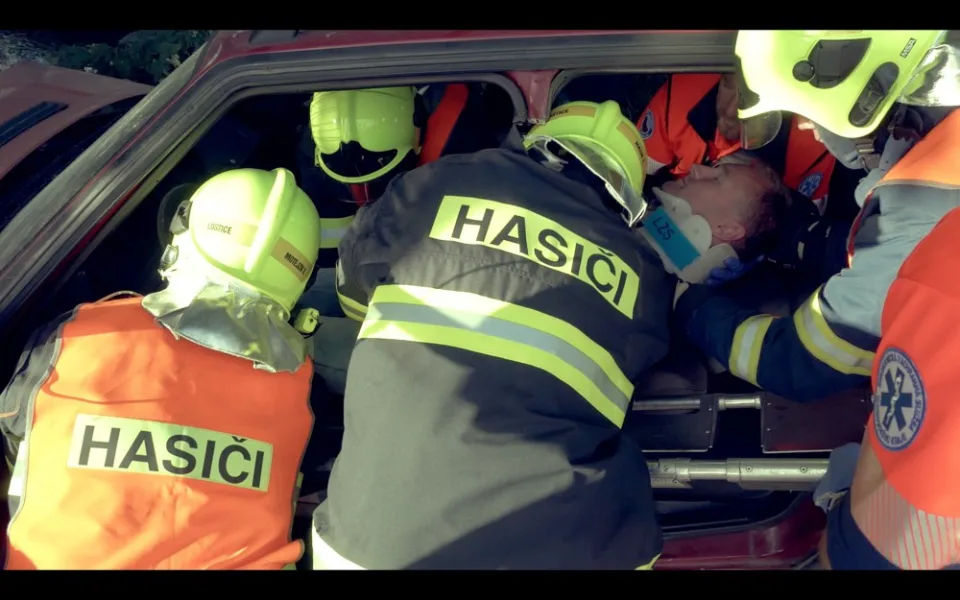 VIDEO: Hasiči z Loštic mají nové emotivní video o své práci. Můžete pro ně hlasovat v anketě Dobrovolní hasiči roku
