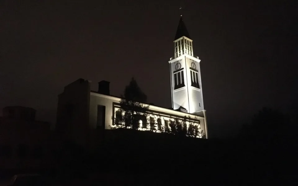 Nově nasvětlený Chrám Cyrila a Metoděje v Hejčíně