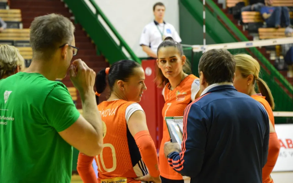 Olomoučanky sice do final four středoevropské ligy postoupily, ale nebudou hrát. Pravidla jsou proti