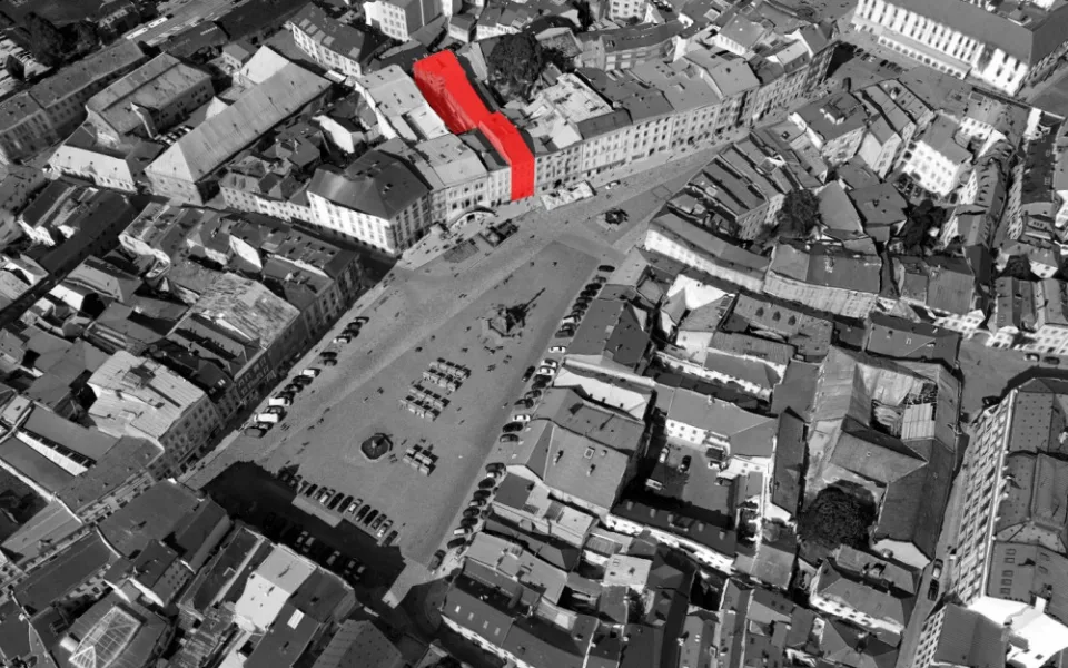 Na místě bývalé prodejny na Dolním náměstí vznikne kulturní centrum. Bude tam divadlo i kavárna