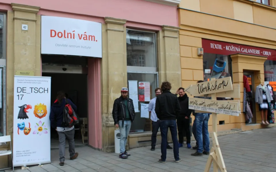 Dolní náměstí 42