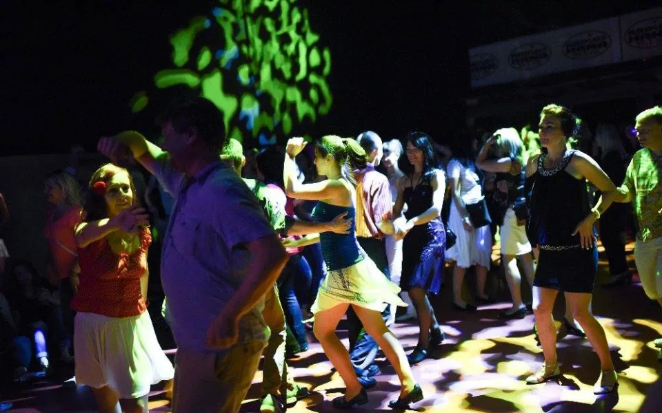 Urbano Latino Festival rozžhaví všechny návštěvníky S-klubu už tento pátek