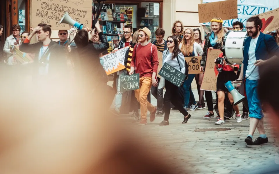 VIDEO: Na sociálních sítích se šíří skvělé aftervideo z letošního olomouckého majálesu. Podívejte se!