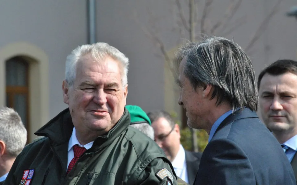 Prezident Zeman podepsal milost pro doživotně odsouzeného Kajínka