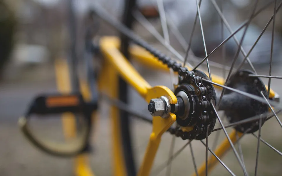 Na Šumpersku zemřel cyklista sražený řidičkou osobního auta