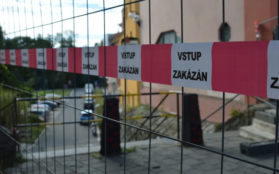 FOTO: Na cestu přes Blažejské schody až do poloviny října zapomeňte. Začala jejich oprava