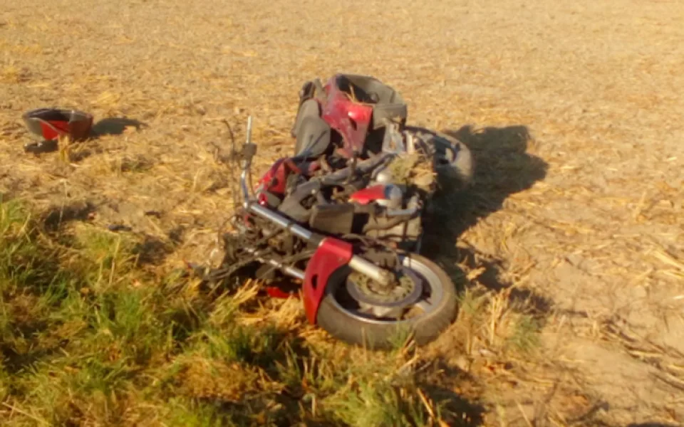 Motorkář nezvládl svůj stroj, při nehodě přišel o život