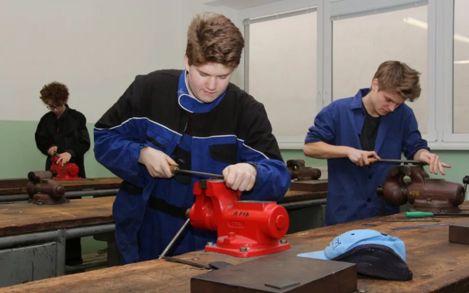 Olomoucký kraj podpoří stipendiem studenty učebních a maturitních oborů