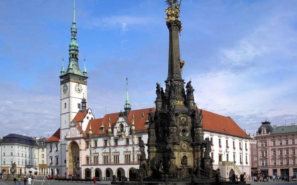 Dnes nás čeká den bez aut. Na Horní náměstí se autem nedostanete