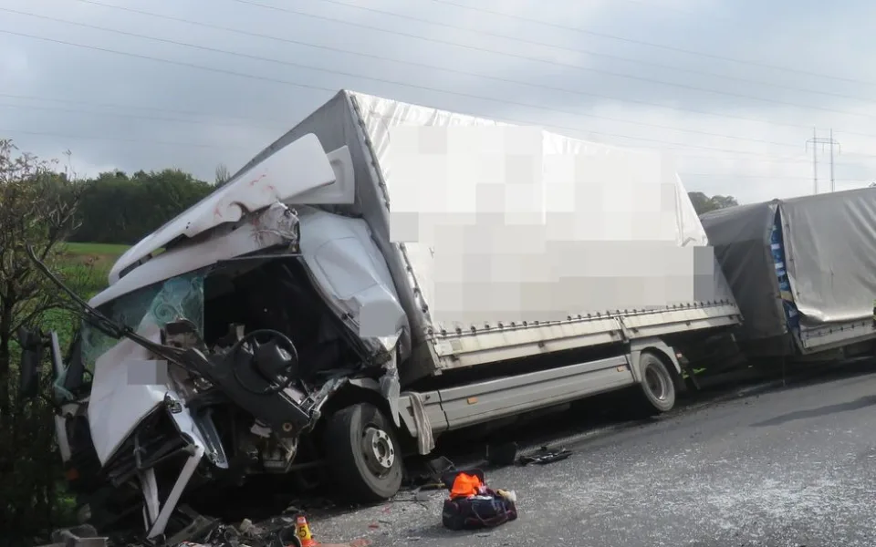 FOTO: Komunikace mezi Kokory a Krčmaní je od druhé odpolední průjezdná