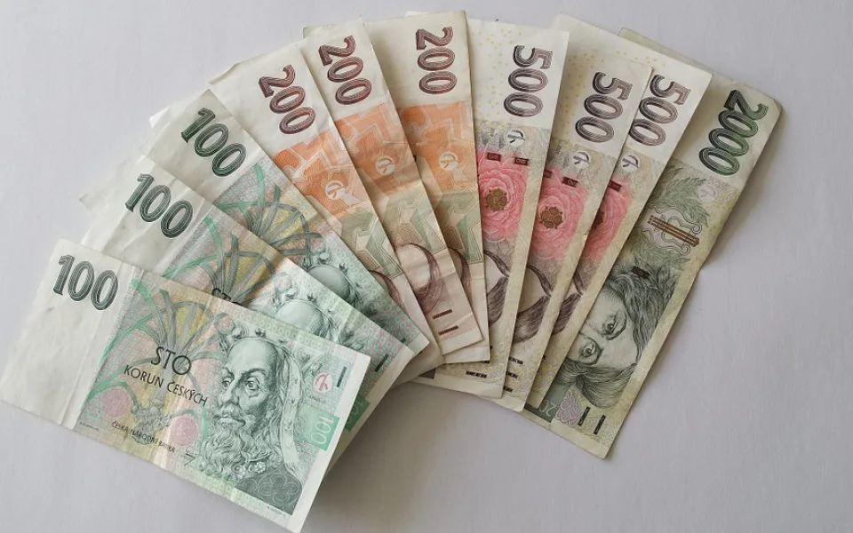 Podvodník jedenáctkrát okradl seniorky o více než 140 tisíc korun