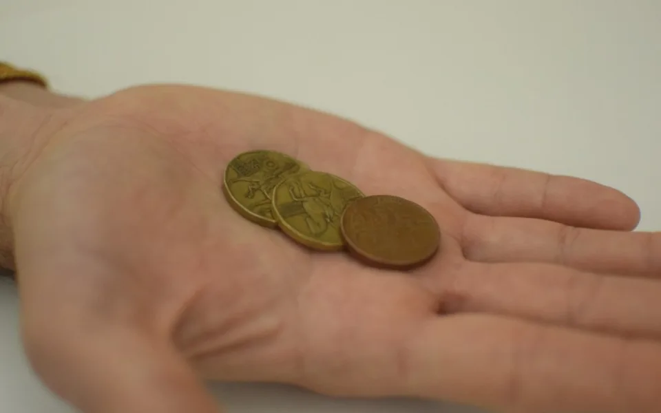 Muž chtěl po kolemjdoucím padesát korun pod výhružkou napadení. Nyní mu hrozí až 4 roky vězení