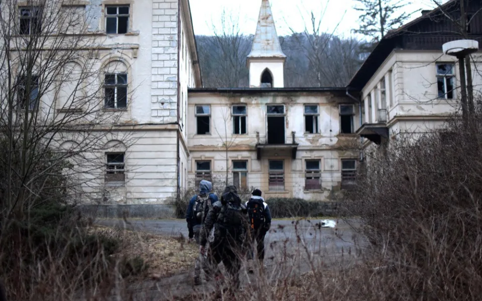 FOTO: S olomouckými Nature Ninjas do jeskynních hlubin i zapomenutých lázní