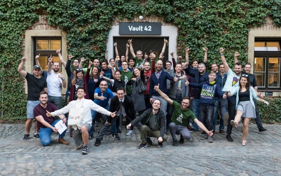 Ve Vaultu 42 se konal první Startup Weekend Olomouc, vítězem je projekt Triko, které vám zachrání život