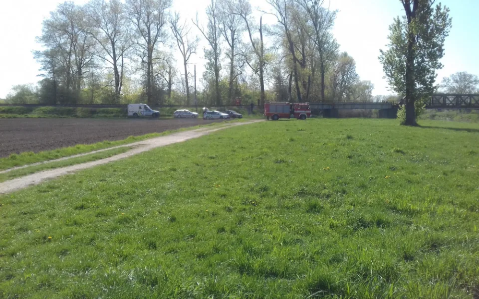 FOTO/VIDEO: Na železniční trati na Nových Sadech srazil vlak člověka