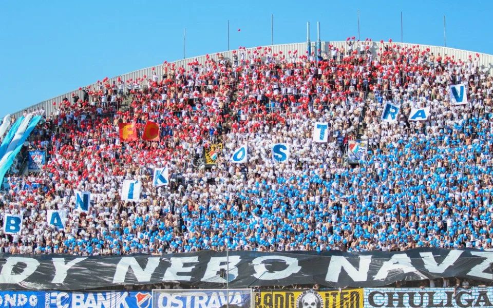 FOTOGALERIE: Baníkovci obsadili Andrův stadion, Sigma jim ale vítězství nedopřála