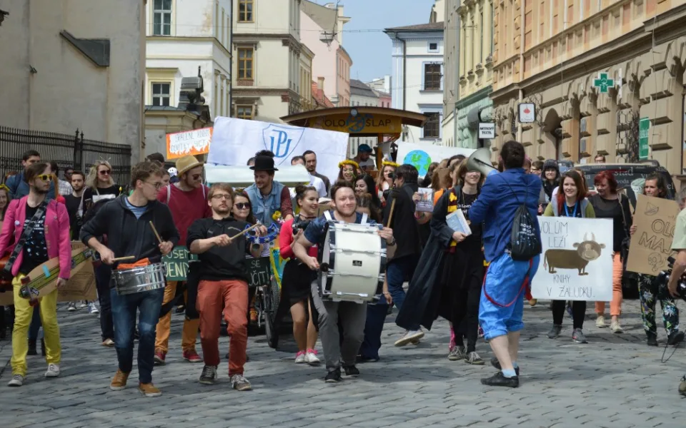 Ve středu odstartuje letošní majáles. Tématem bude ČeskosLOVEnsko, králem bude David Koller
