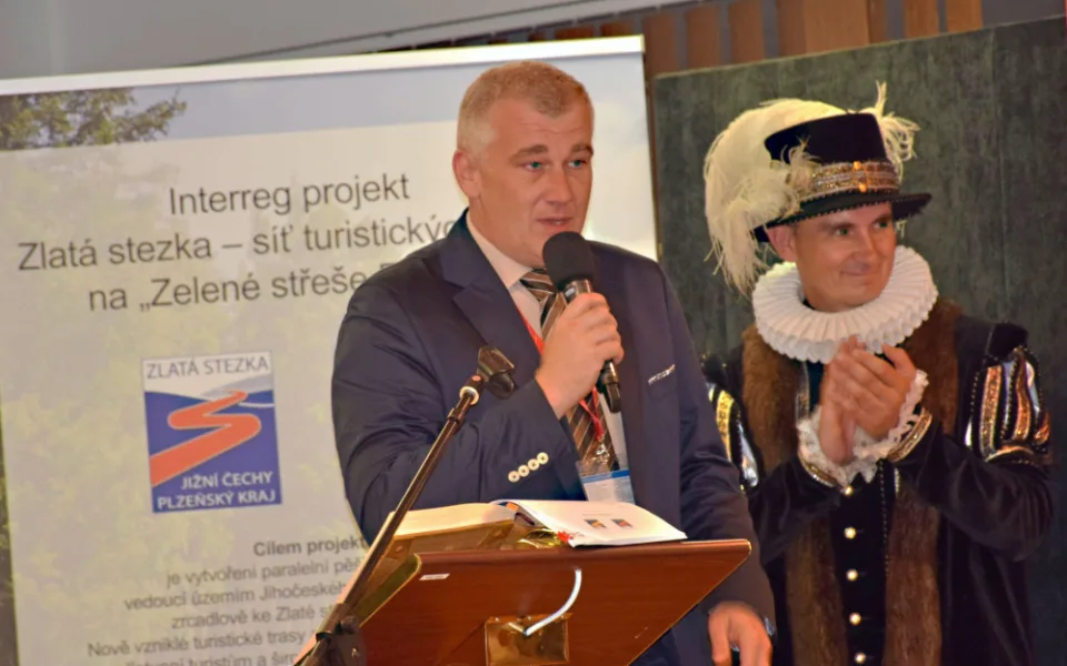 Zlatá stezka se otevřela pěším turistům.