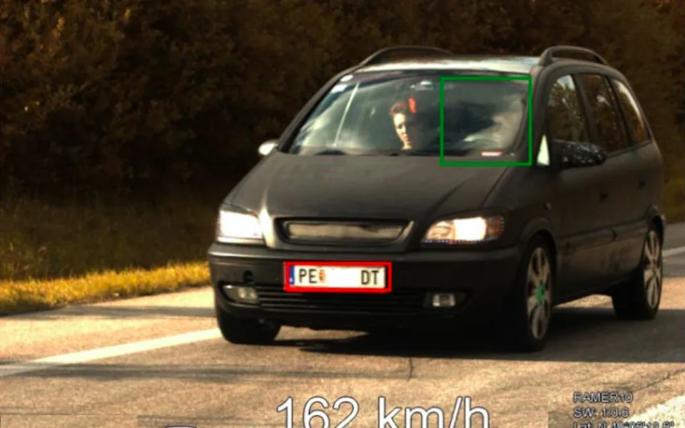Míříte na dovolenou? Ve Francii raději nohu z plynu