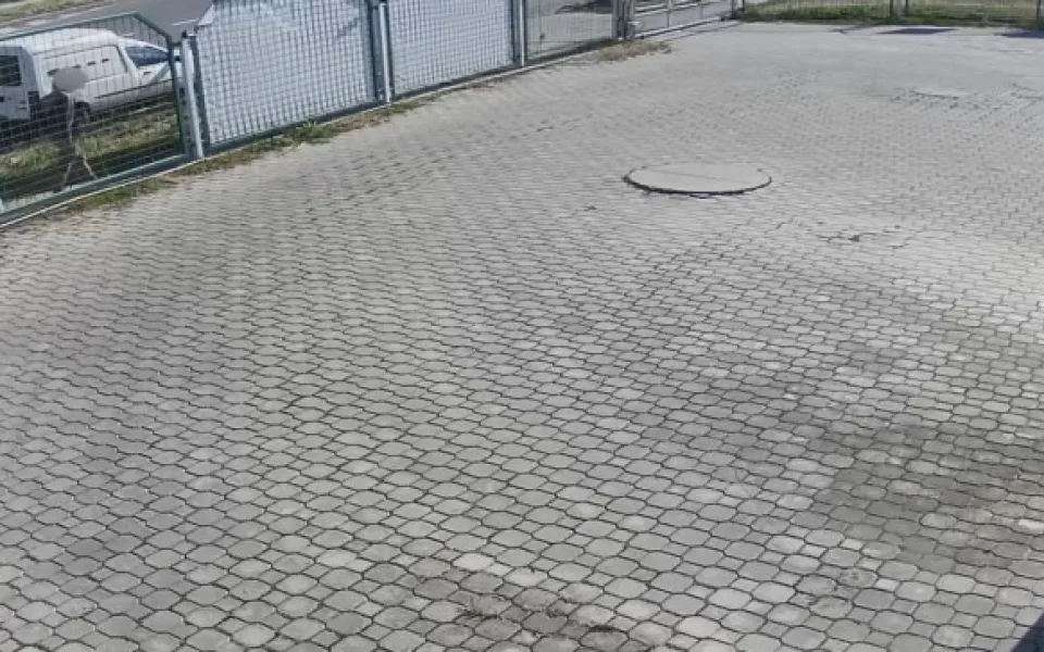 VIDEO: Mladík ohrožoval nožem ženy v Olomouci a chtěl po nich peníze. Hrozí mu deset let vězení