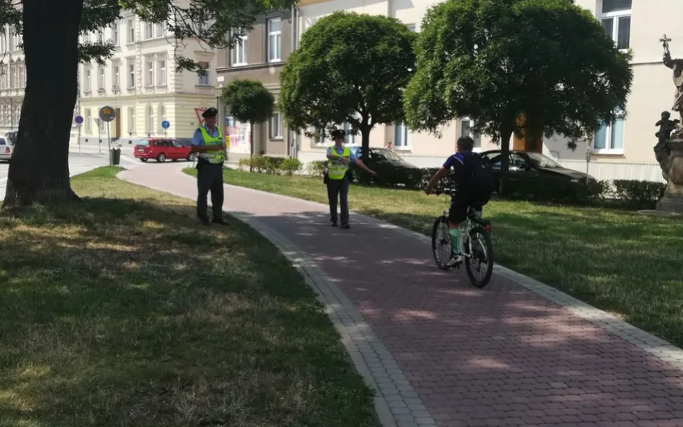 FOTO: Policisté kontrolovali, zda cyklisté nejezdí na kradených kolech