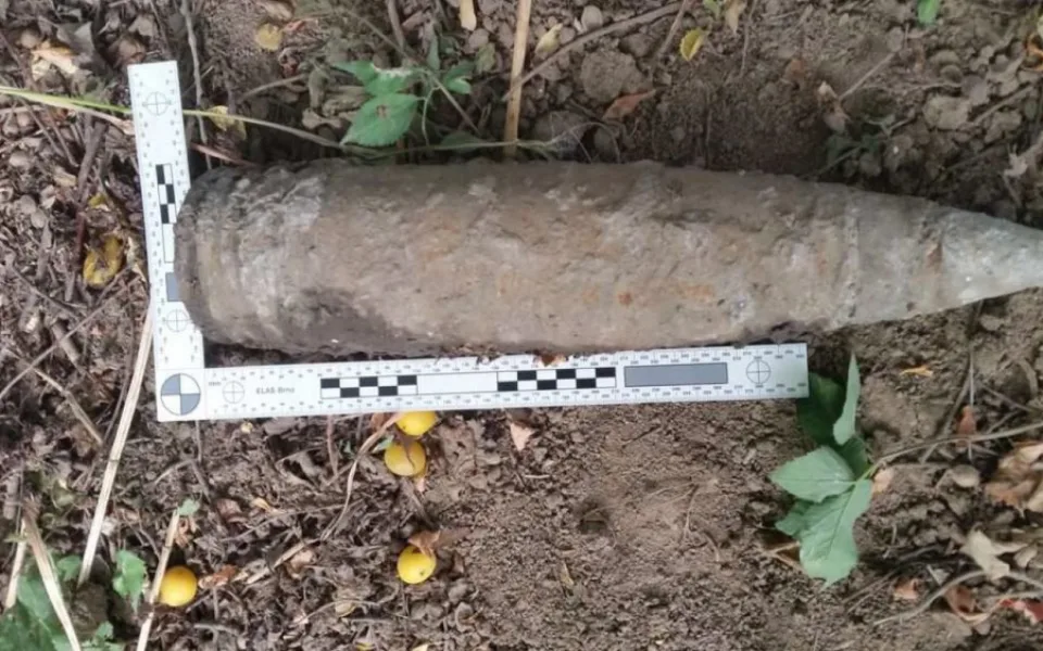 Muž našel protiletecký tříštivý granát, ten musel zlikvidovat pyrotechnik