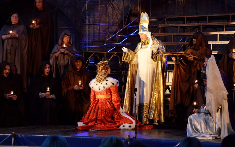 Na Moravské divadelní léto přislo více jak 2200 diváků, uzavřel ho Cyrano a aplaus vestoje