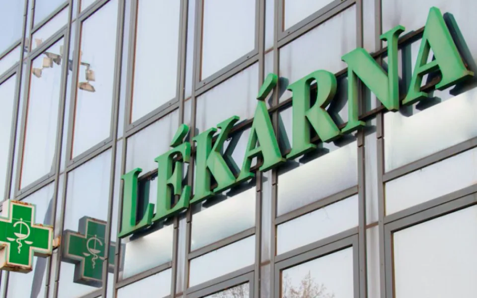 PŘEHLED: O nacházejících svátcích bude v každém okresním městě kraje fungovat lékárna