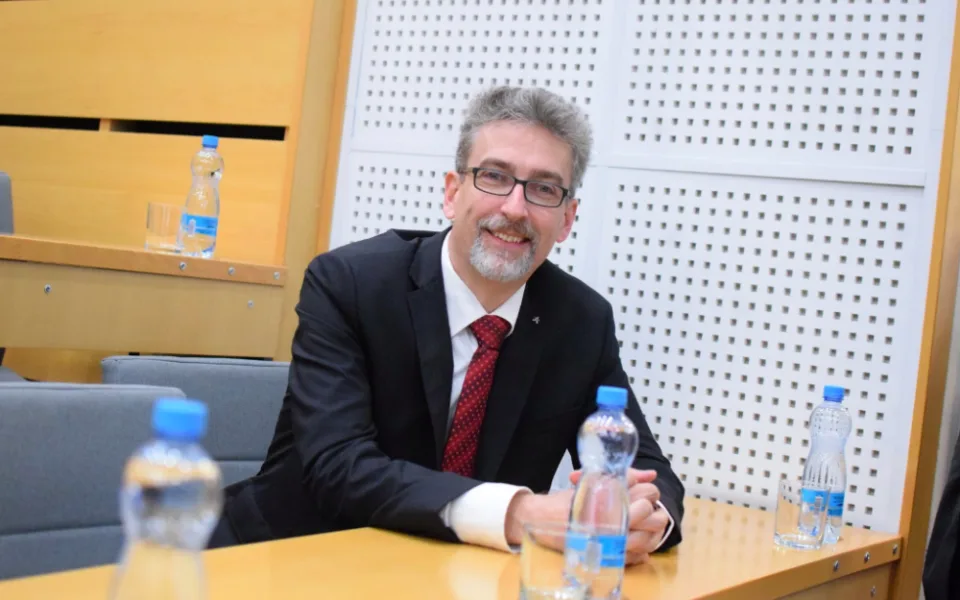 Miroslav Žbánek